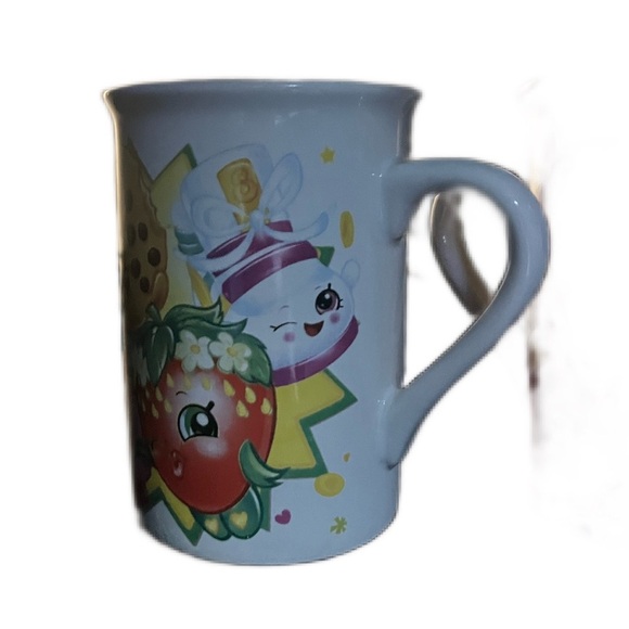 Set of two perfect condition shopkins mugs - Picture 3 of 6